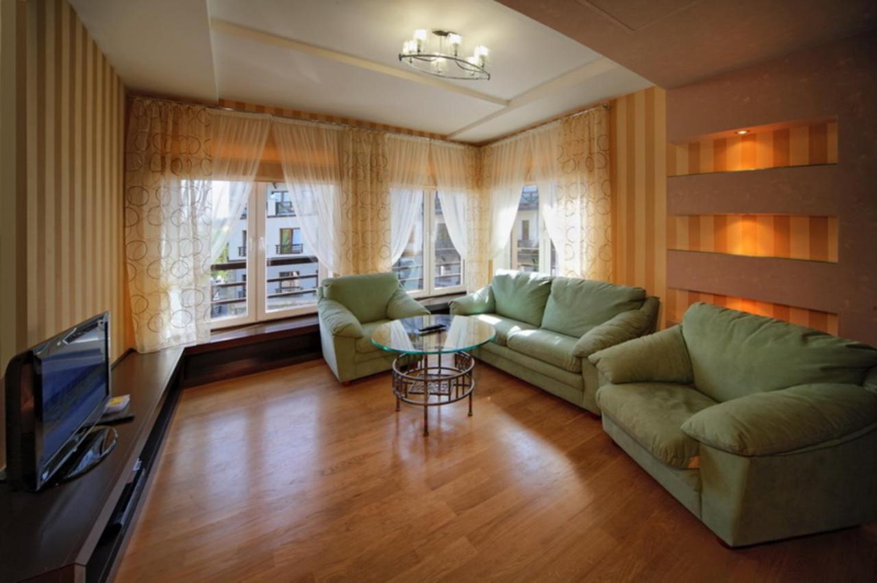 Apart-Hotel Chale Graal Truskavec' Esterno foto
