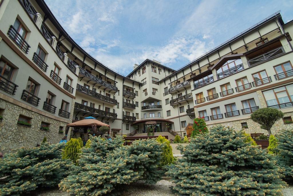 Apart-Hotel Chale Graal Truskavec' Esterno foto