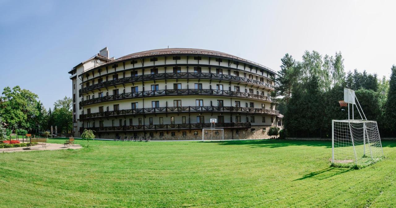 Apart-Hotel Chale Graal Truskavec' Esterno foto