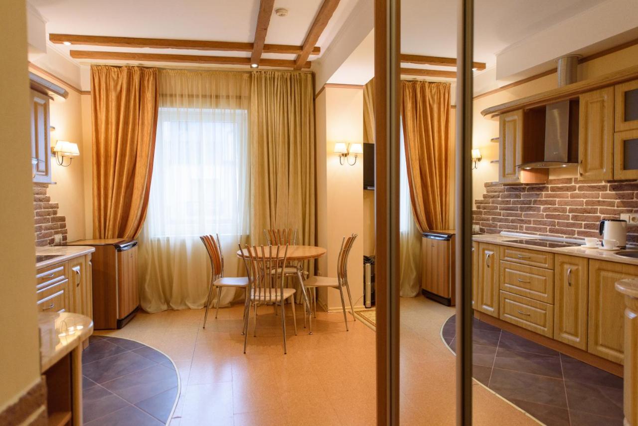 Apart-Hotel Chale Graal Truskavec' Esterno foto