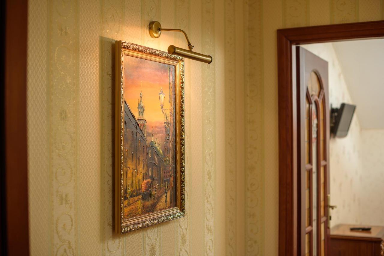 Apart-Hotel Chale Graal Truskavec' Esterno foto