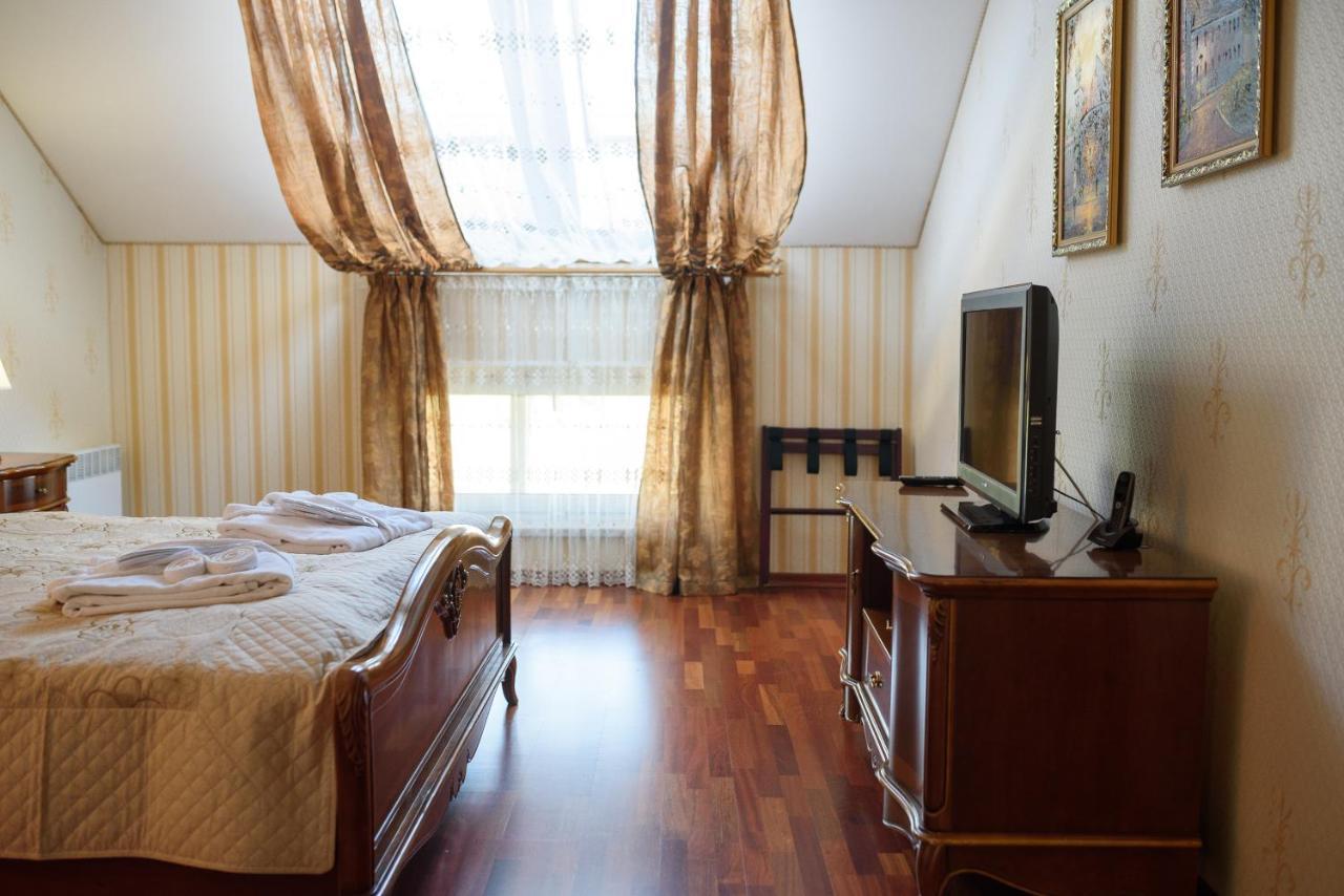 Apart-Hotel Chale Graal Truskavec' Esterno foto